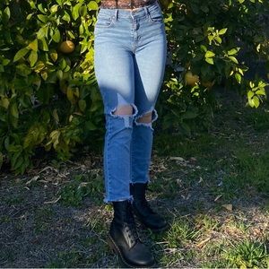 Levi’s 724 High-Waisted Straight Jeans